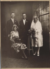 Wallis Photos/Arthur William   Joan Wallis.jpg