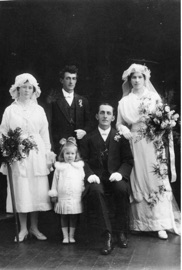 Wallis Photos/D A Barr H Craigie marriage (2025_06_17 10_18_47 UTC).jpg