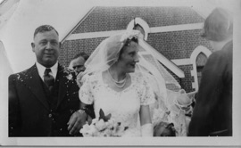 Wallis Photos/Raymond Betsy wedding (2025_06_17 10_18_47 UTC).jpg